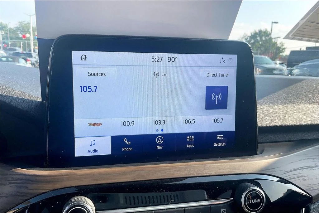 Used 2020 Blue Ford Titanium image 35