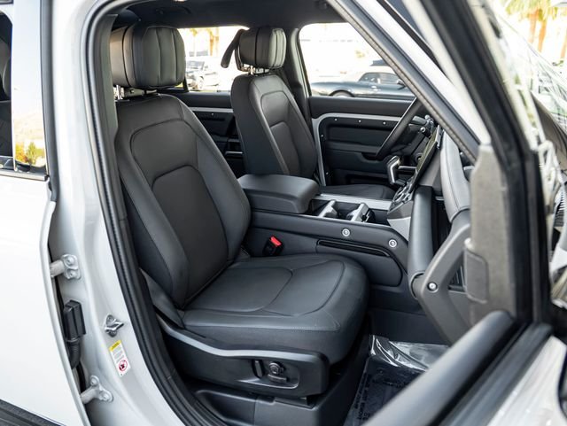 Used 2026 Borasco Gray Metallic Land Rover X image 35