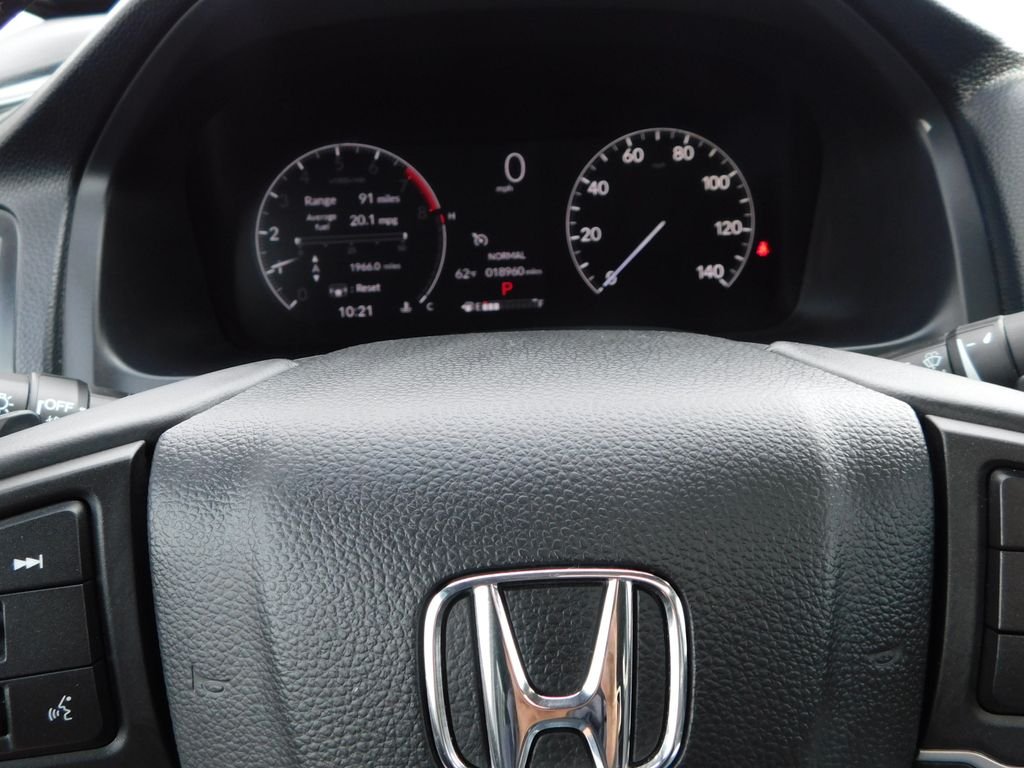 Used 2025 White Honda RTL image 35