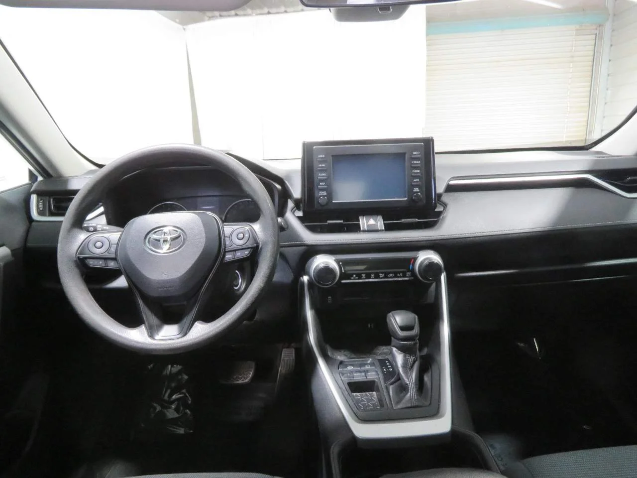 Used 2019 Super White Toyota LE image 11