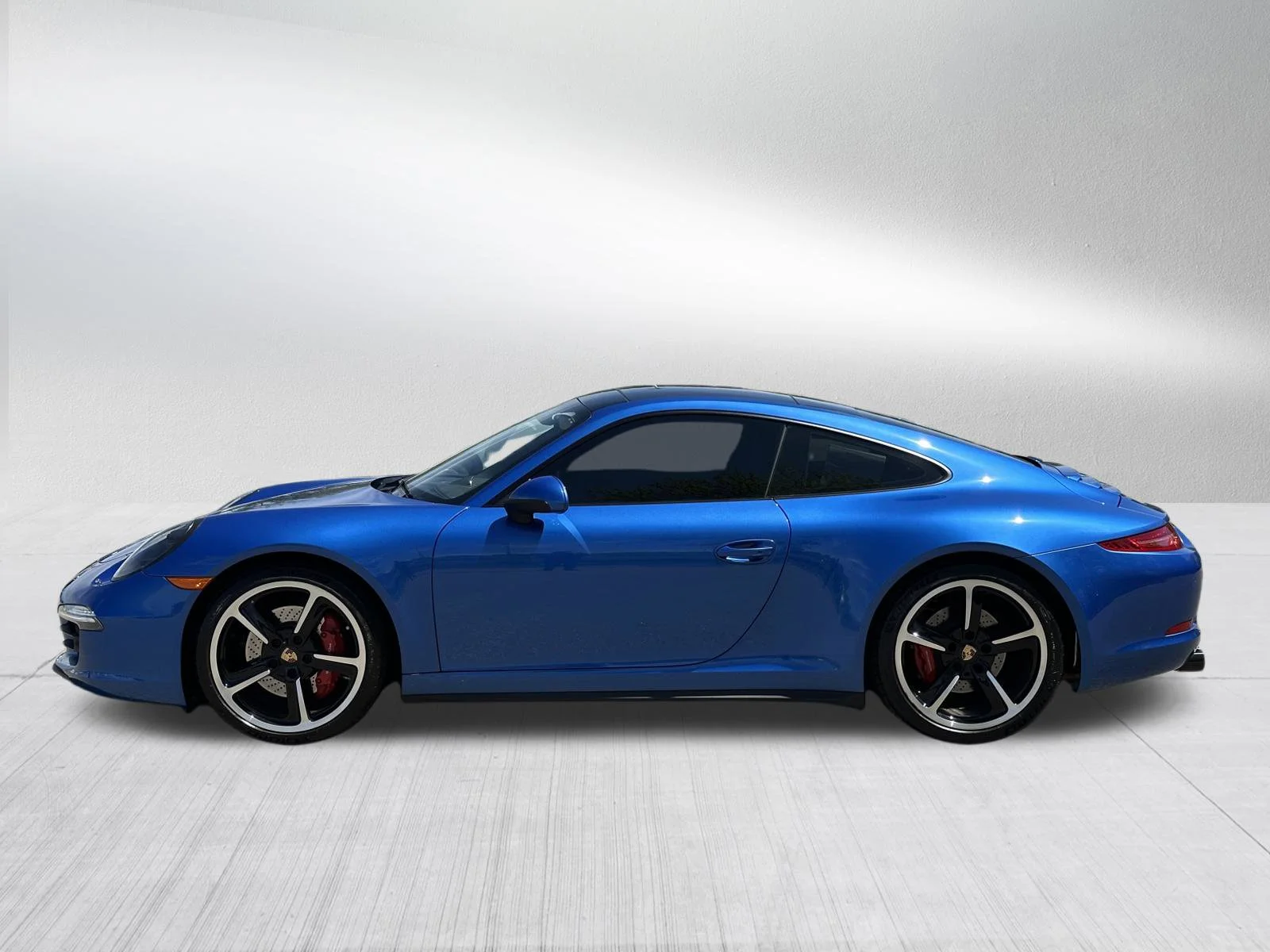 Used 2014 Sapphire Blue Metallic Porsche Carrera 4S image 4
