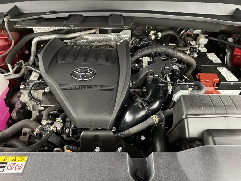 Used 2025 Red Toyota XLE image 30