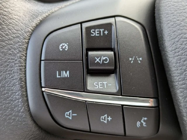 New 2027 Oxford White Ford Cargo Van image 22
