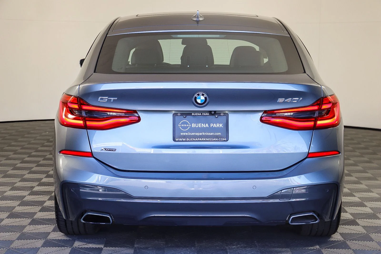 Used 2018 Blue BMW 640 Gran Turismo i xDrive image 7