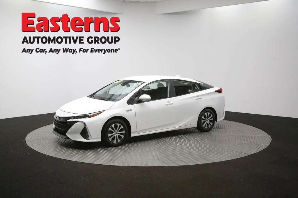 Used 2021 White Toyota LE image 52