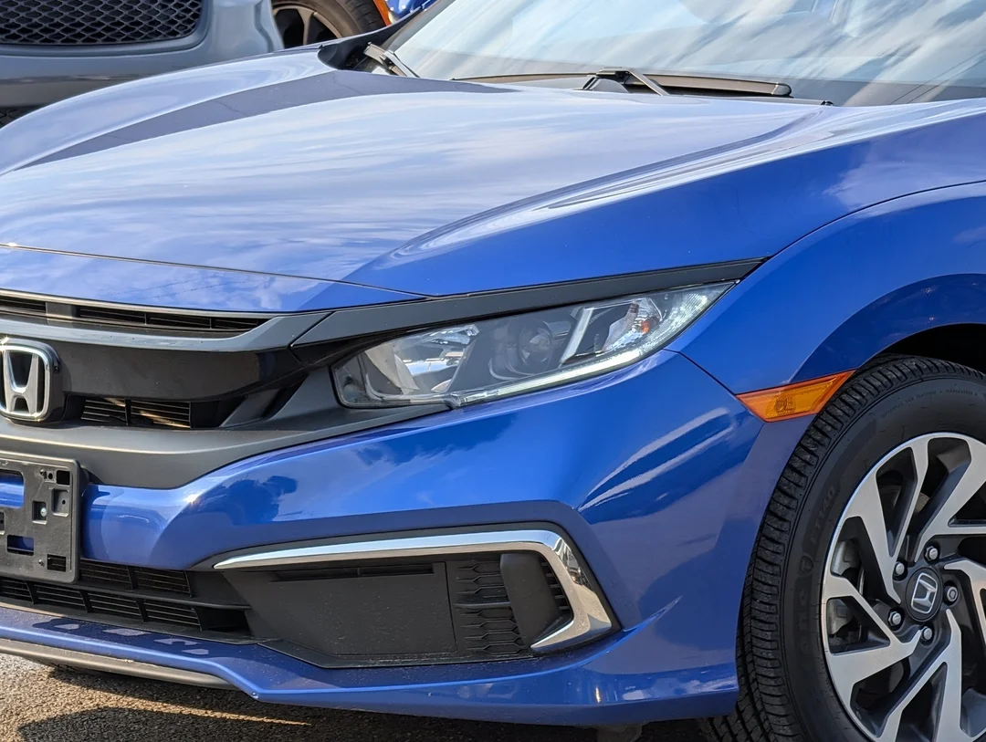 Used 2020 Blue Honda EX - - FWD - Sunroof - Heated Seats - Adaptive Cruise Control & More! image 10