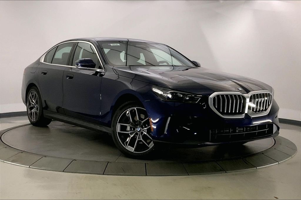 2026 BMW 5 Series 530i - Photo 11
