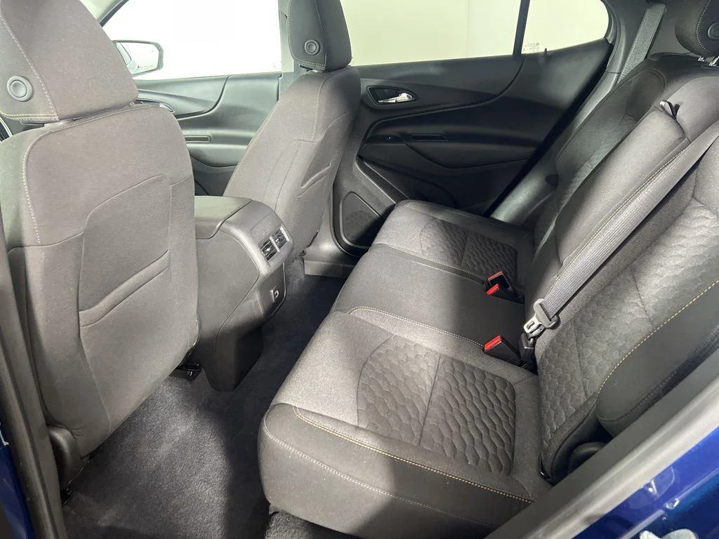 Used 2020 Pacific Blue Metallic Chevrolet LT image 13
