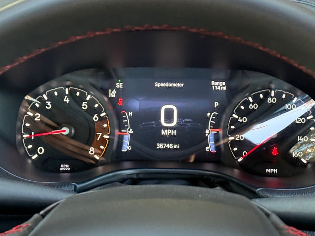 Used 2025 Silver Jeep Trailhawk image 14