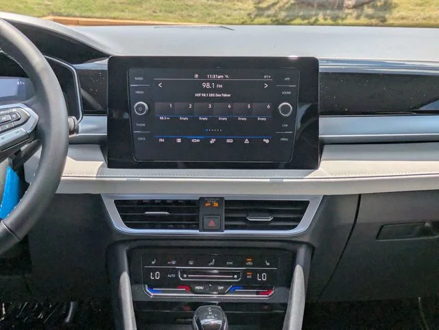 New 2026 Black Volkswagen 1.5T SE image 18