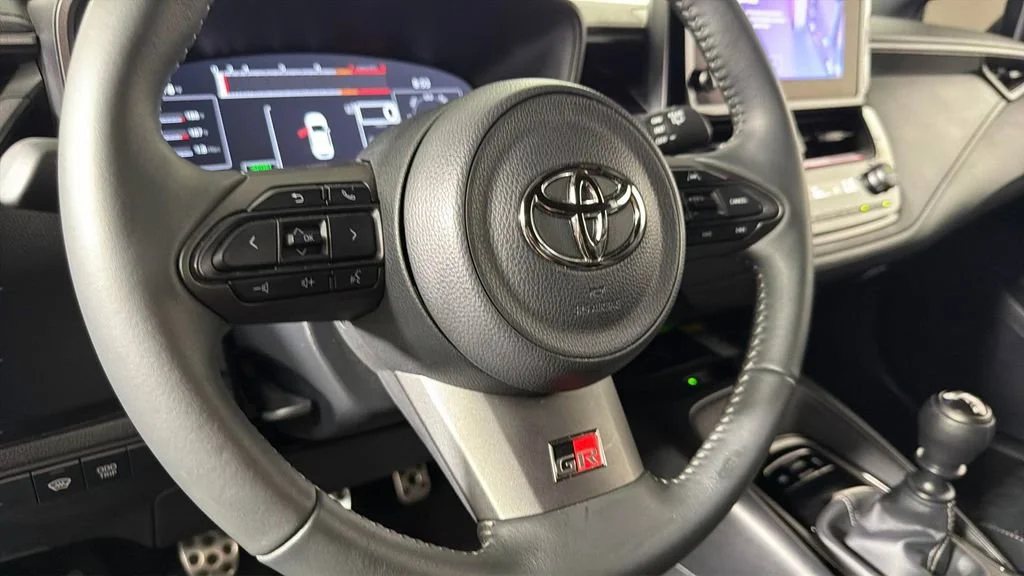 Used 2026 White Toyota Manual (Natl) image 25