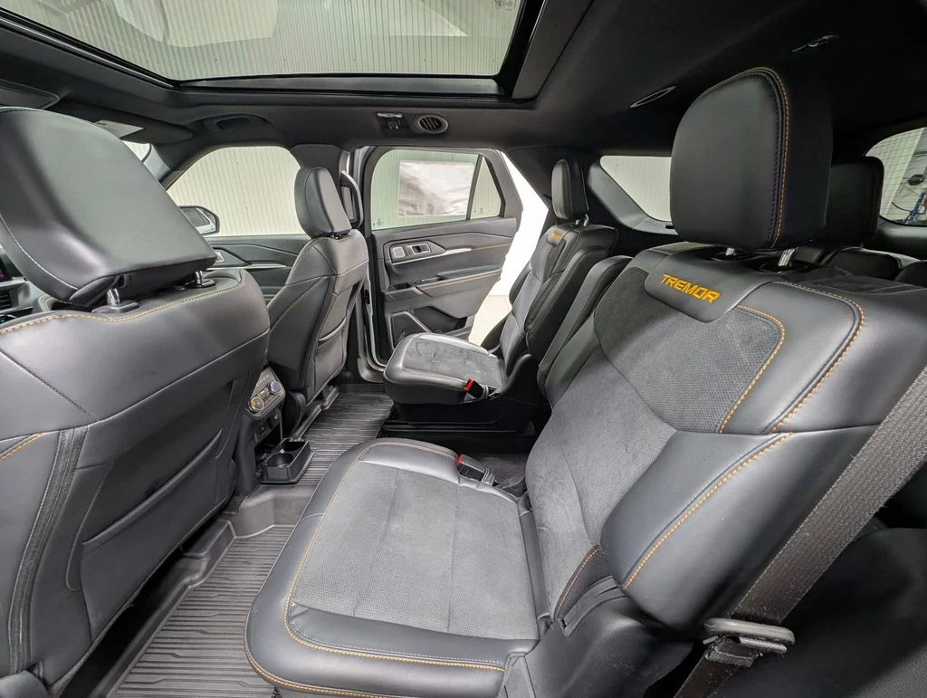 New 2026 Space White Metallic Ford Tremor® image 15