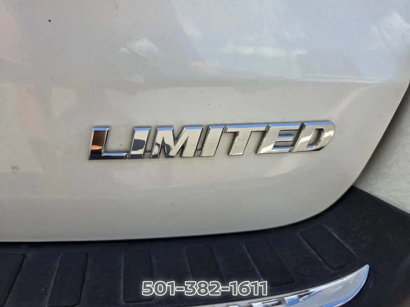 Used 2019 Blizzard Pearl TOYOTA LIMITED V6 FWD image 19