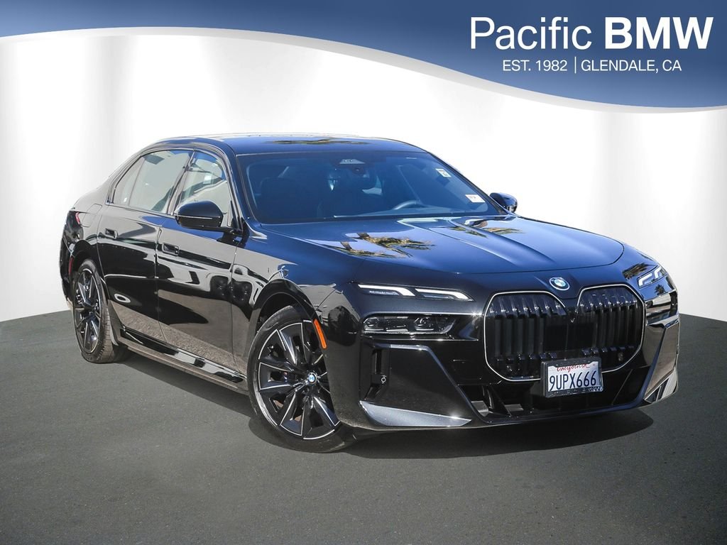 2026 BMW 7 Series 750e xDrive Sedan's photo