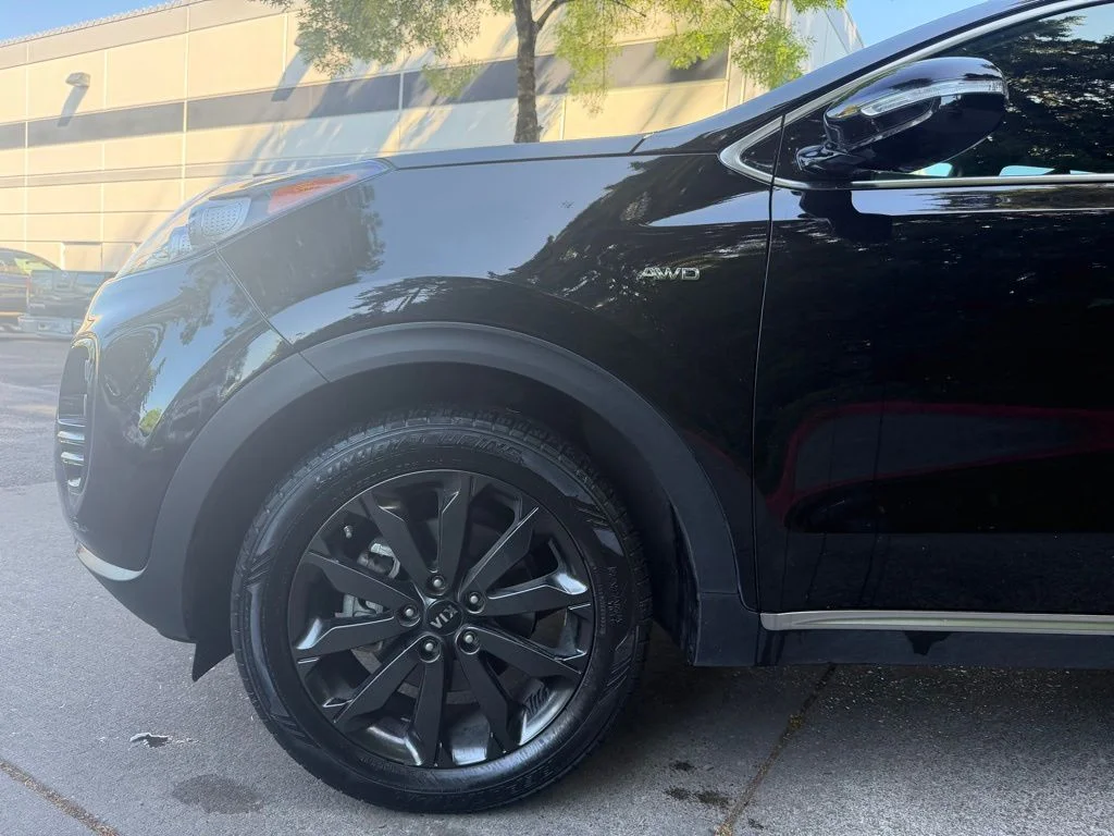 Used 2019 Black Cherry Kia EX image 6