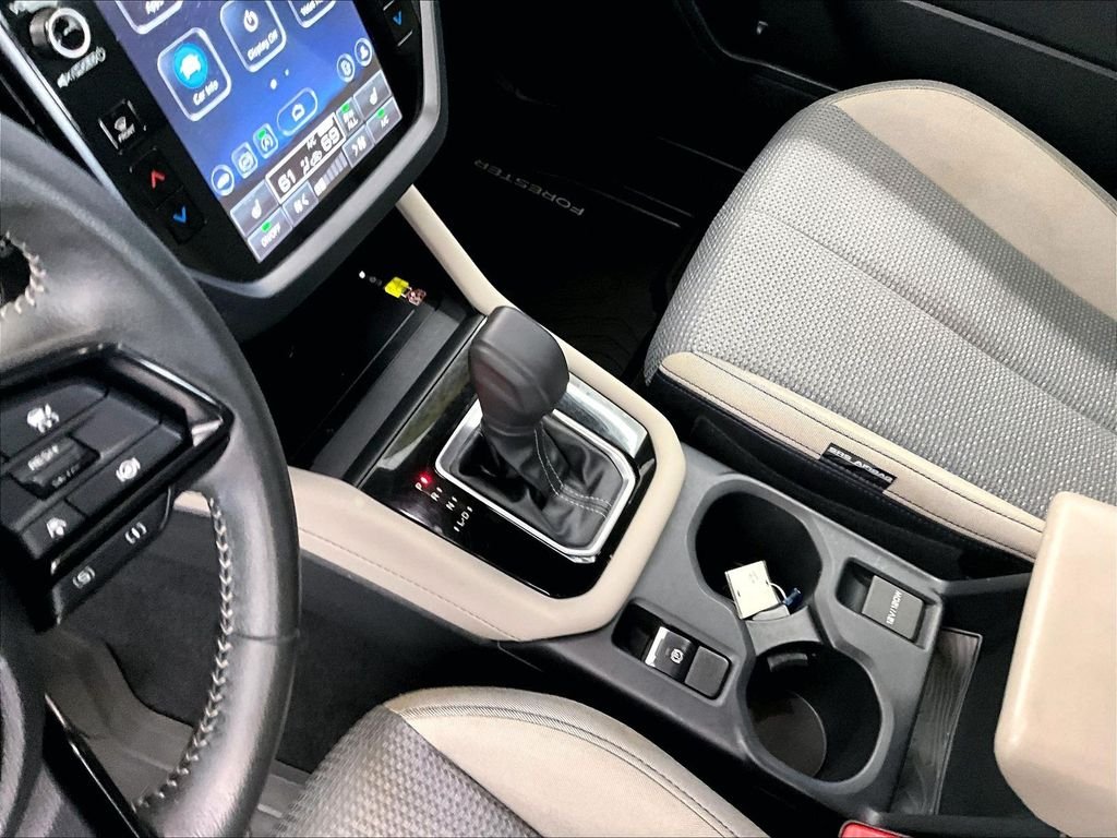 Used 2025 Crystal White Pearl Subaru Premium image 20
