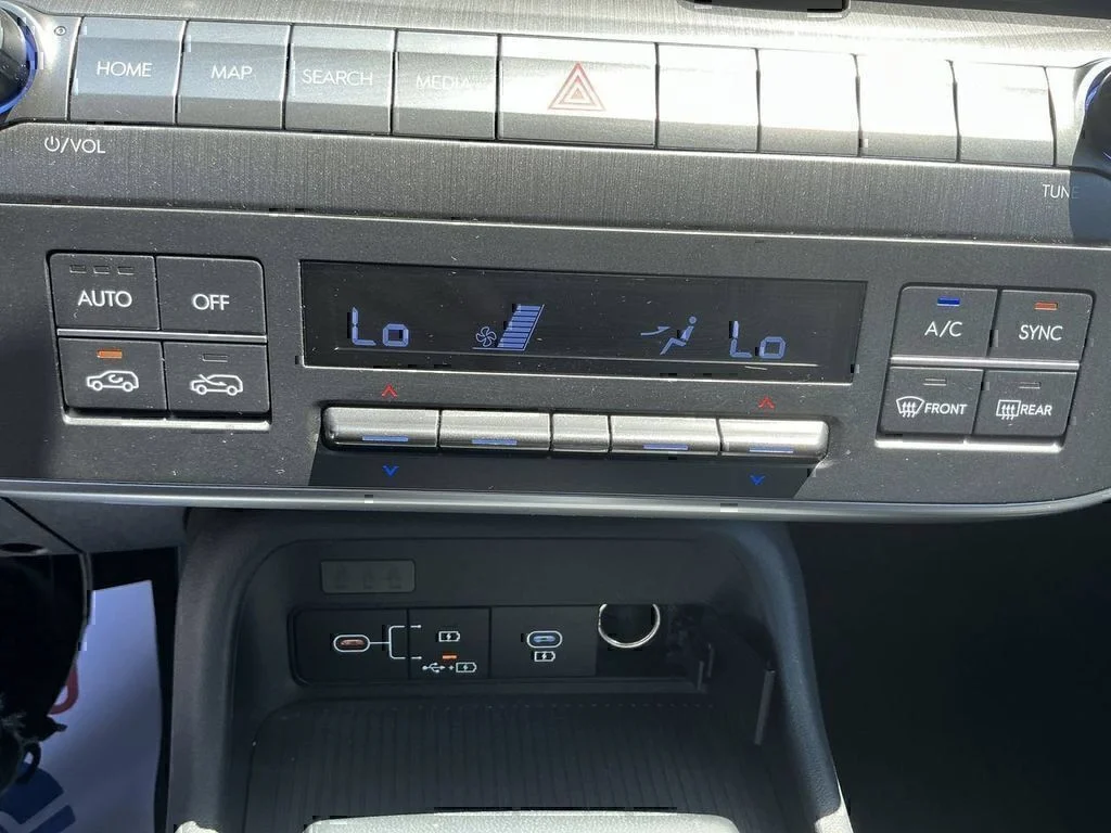 Used 2025 Red Metallic Hyundai SEL image 17