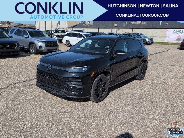 Used 2025 Deep Black Pearl Volkswagen 2.0T SE R-Line Black image 1