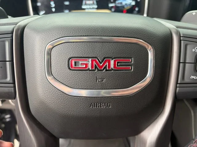2023 GMC Sierra 1500 AT4X - Photo 7