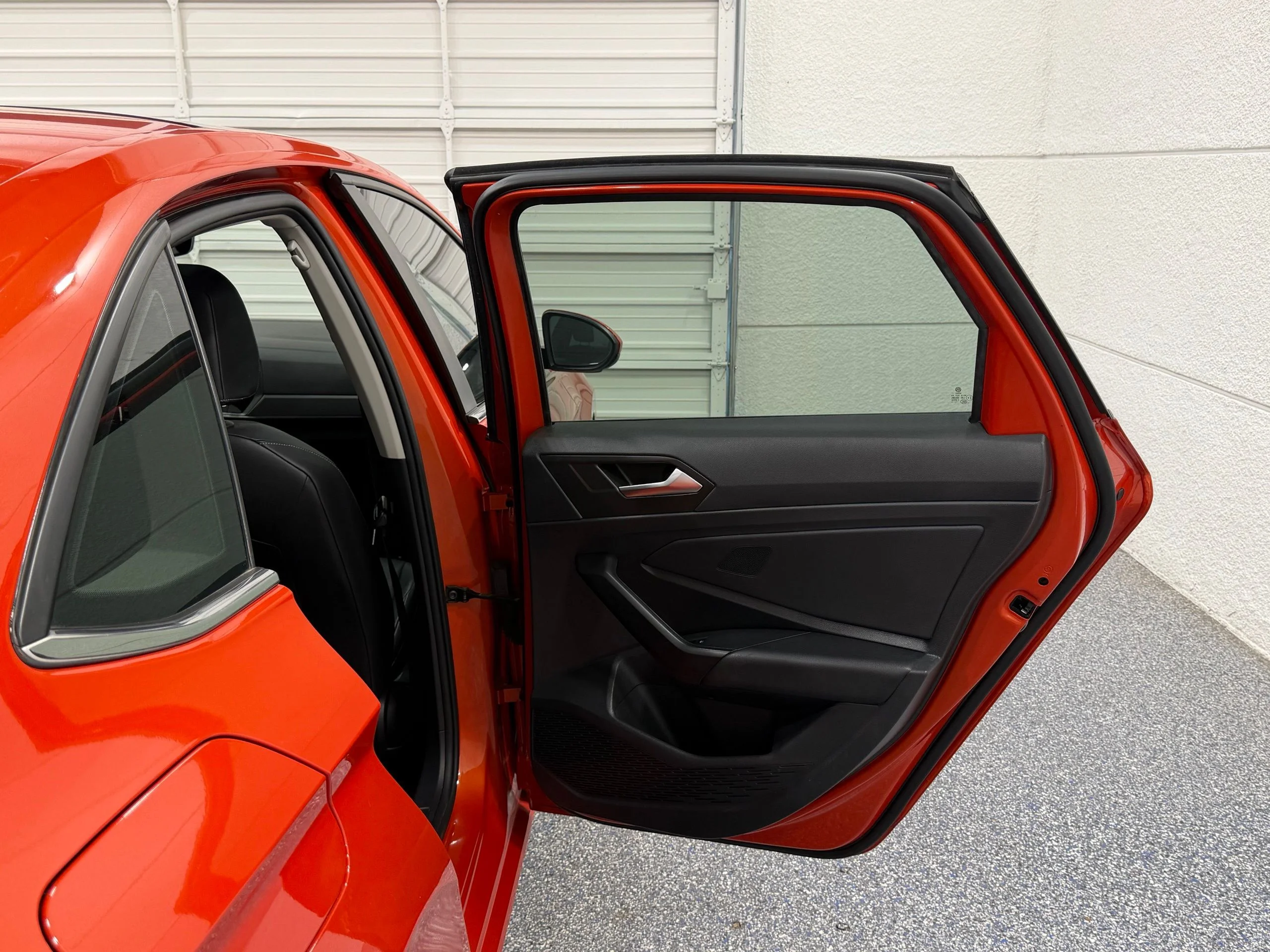 Used 2019 Orange Volkswagen 1.4T SE image 26