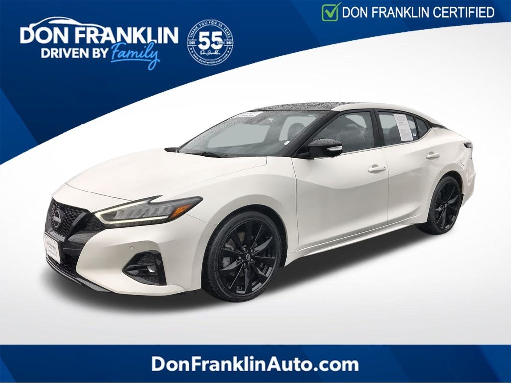 2023 Nissan Maxima SR's photo