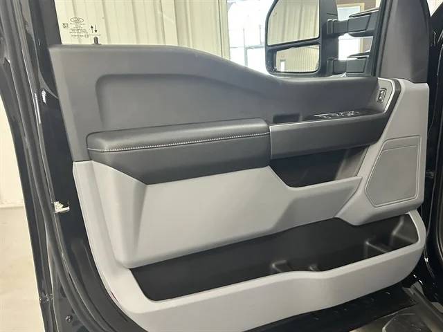 2026 Ford F-350 Super Duty XL - Photo 22