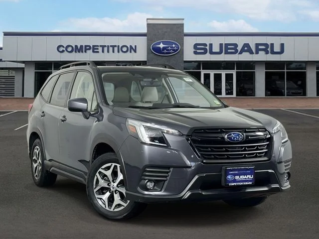 2024 Subaru Forester Premium's photo