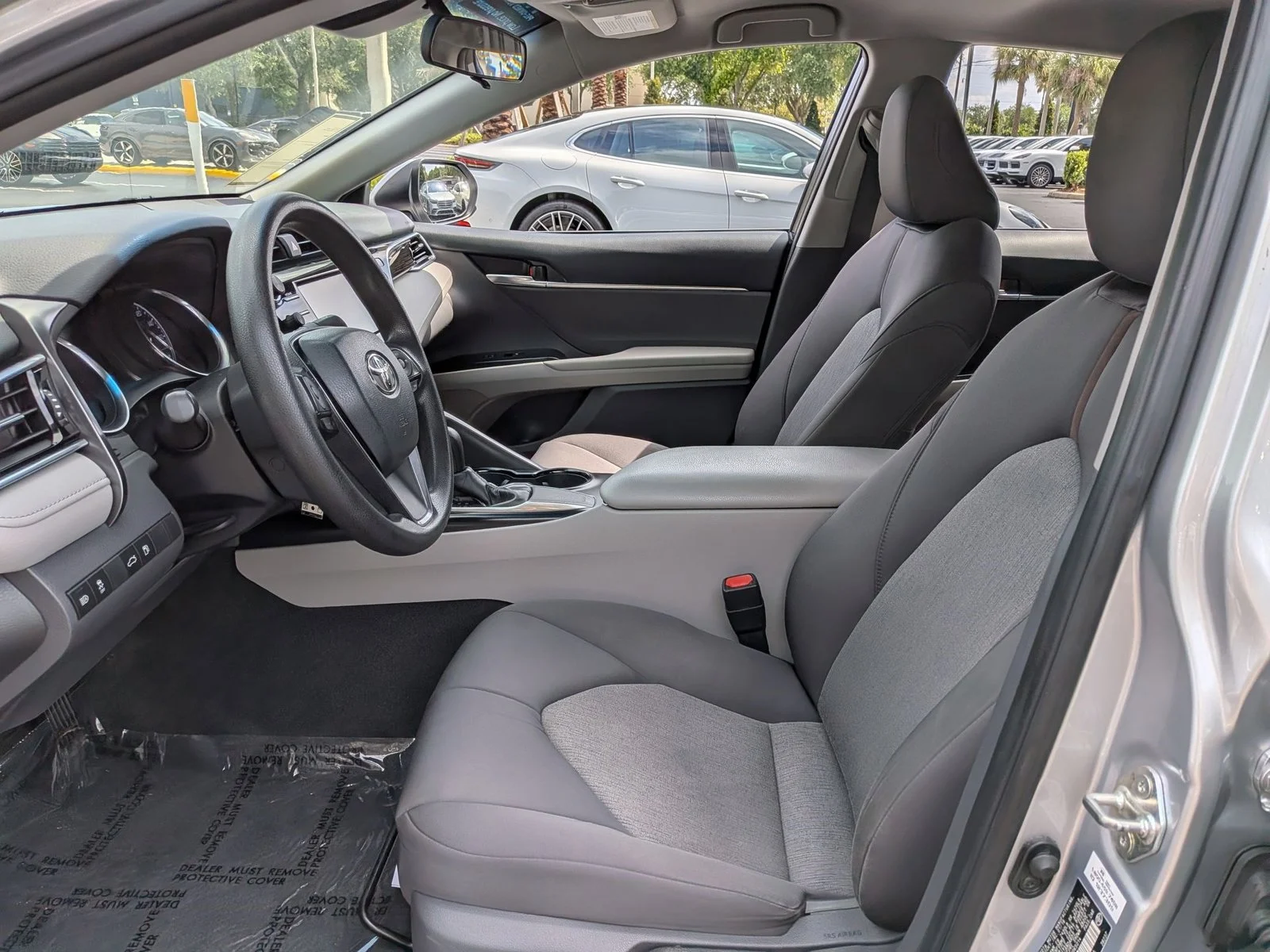 Used 2018 Celestial Silver Metallic Toyota L image 5