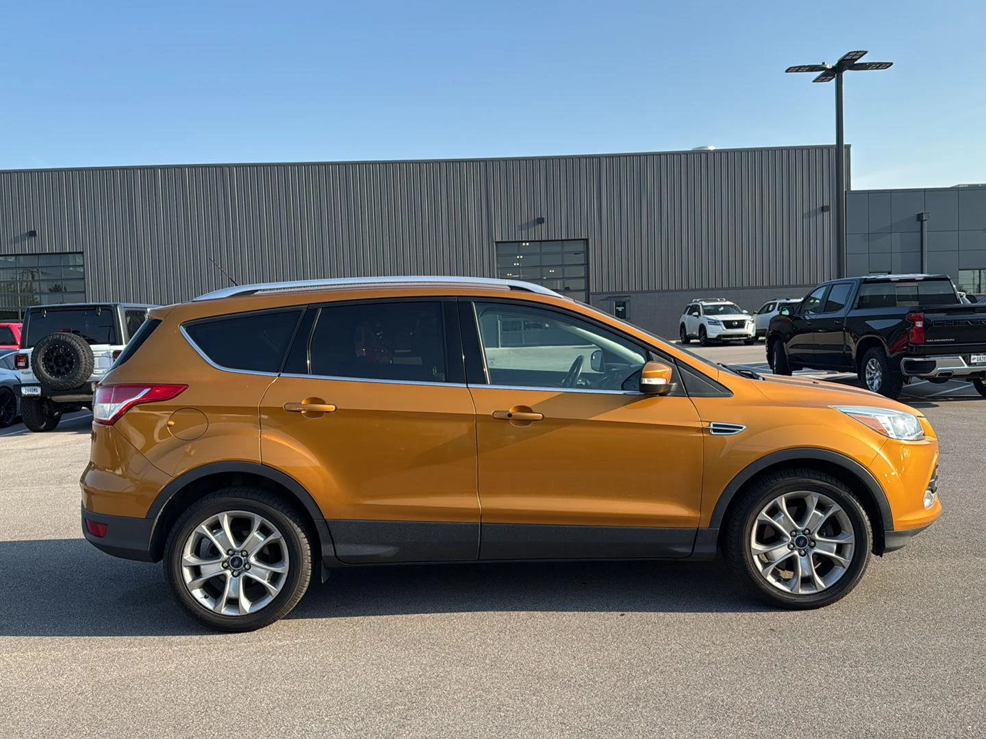 Used 2016 Electric Spice Ford Titanium image 2