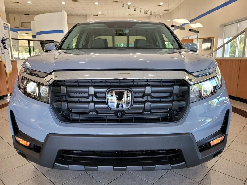New 2026 Sonic Gray Pearl Honda RTL AWD image 2