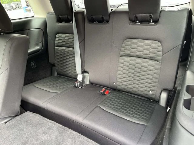 Used 2025 Silver Nissan SV image 18