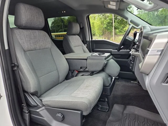 Used 2022 White Ford XLT image 15