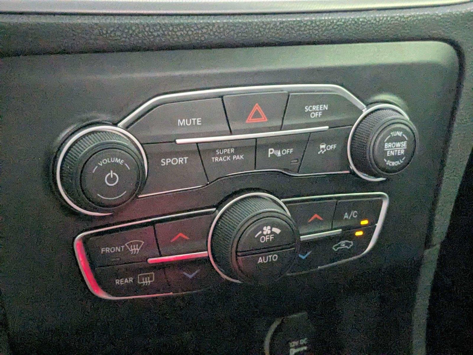 Used 2023 Pitch Black Clearcoat Dodge SXT image 21