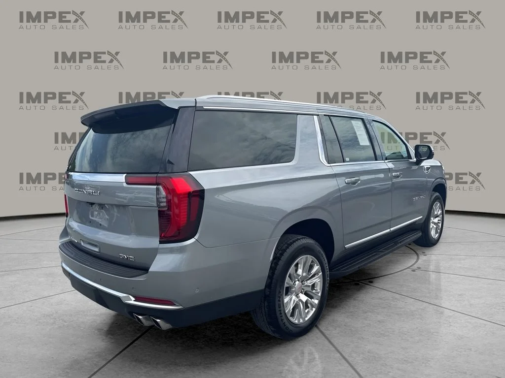 Used 2025 Silver GMC Denali image 5
