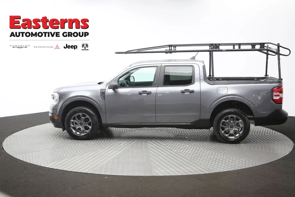 Used 2023 Gray Ford XLT image 59