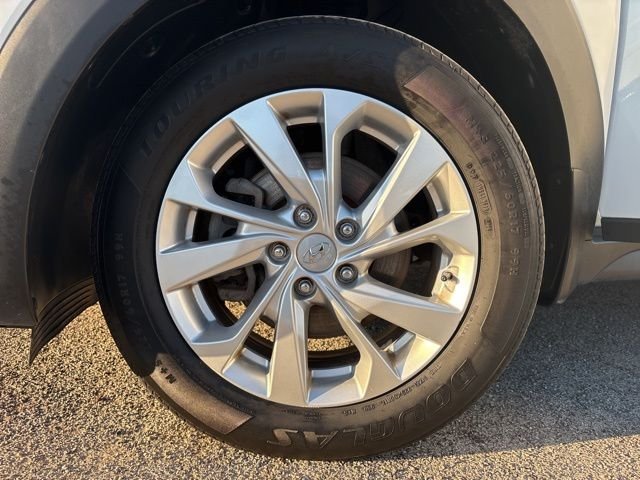Certified Used 2021 White Hyundai Value image 21