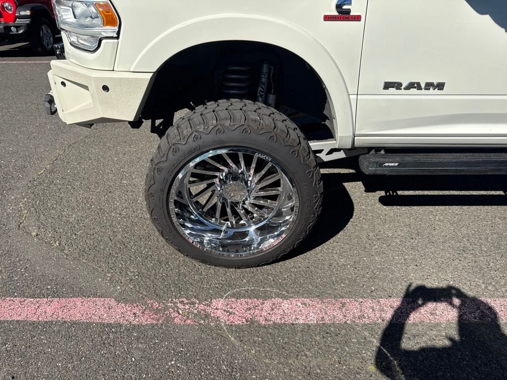 Used 2020 Pearl White Ram Laramie image 5
