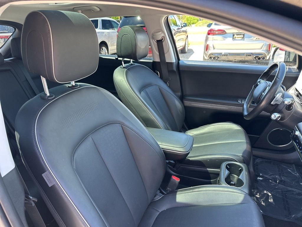 Used 2023 Black Hyundai Limited image 18