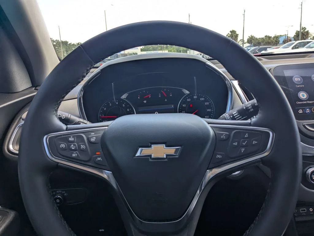 Used 2024 Gray Chevrolet LT image 22