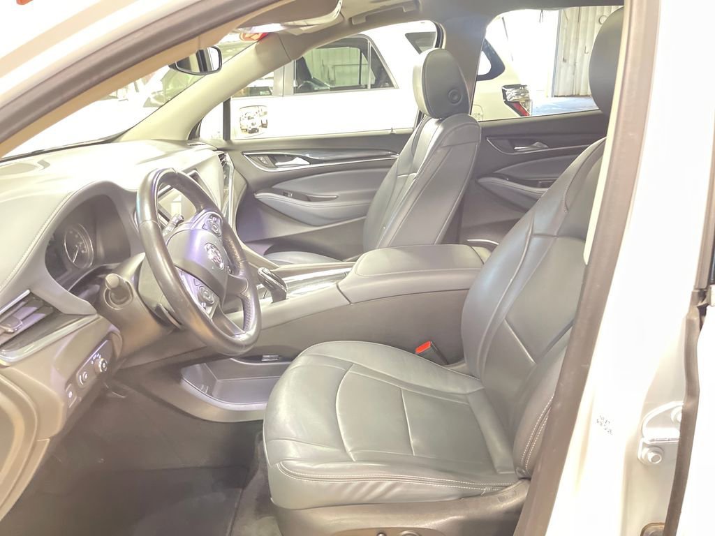 Used 2020 (Includes Satin Nickel lower exterior accent color.) Buick Essence image 14