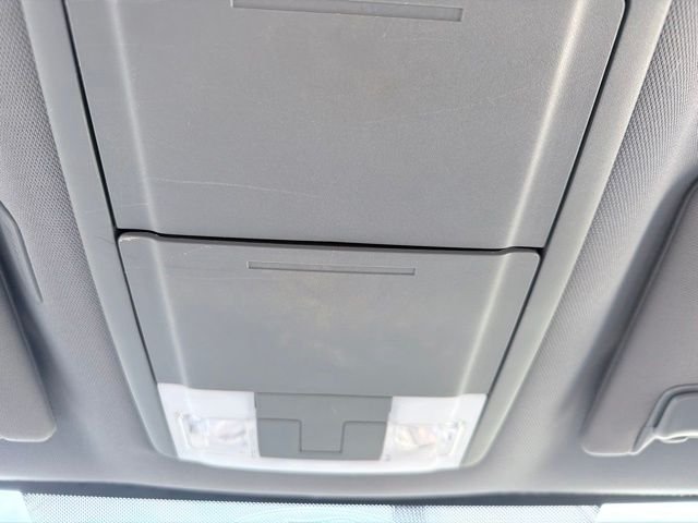 Used 2013 Vermillion Red Ford XLT image 17