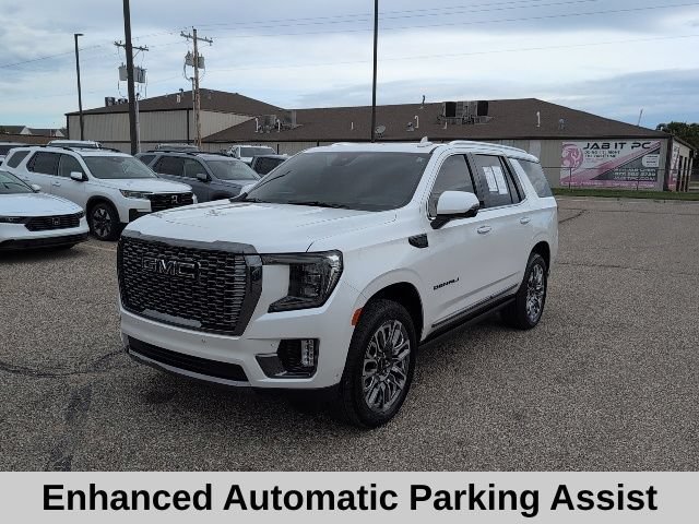 Used 2024 White Frost Tricoat GMC Denali Ultimate image 16