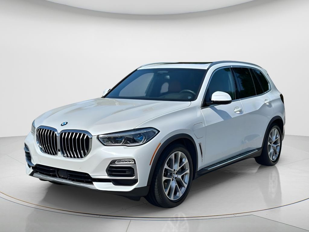Used 2021 White BMW xDrive45e image 1