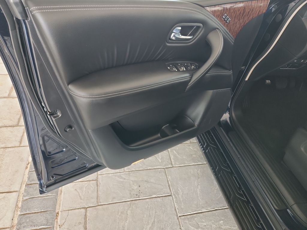 Used 2018 Blue Nissan Platinum image 32