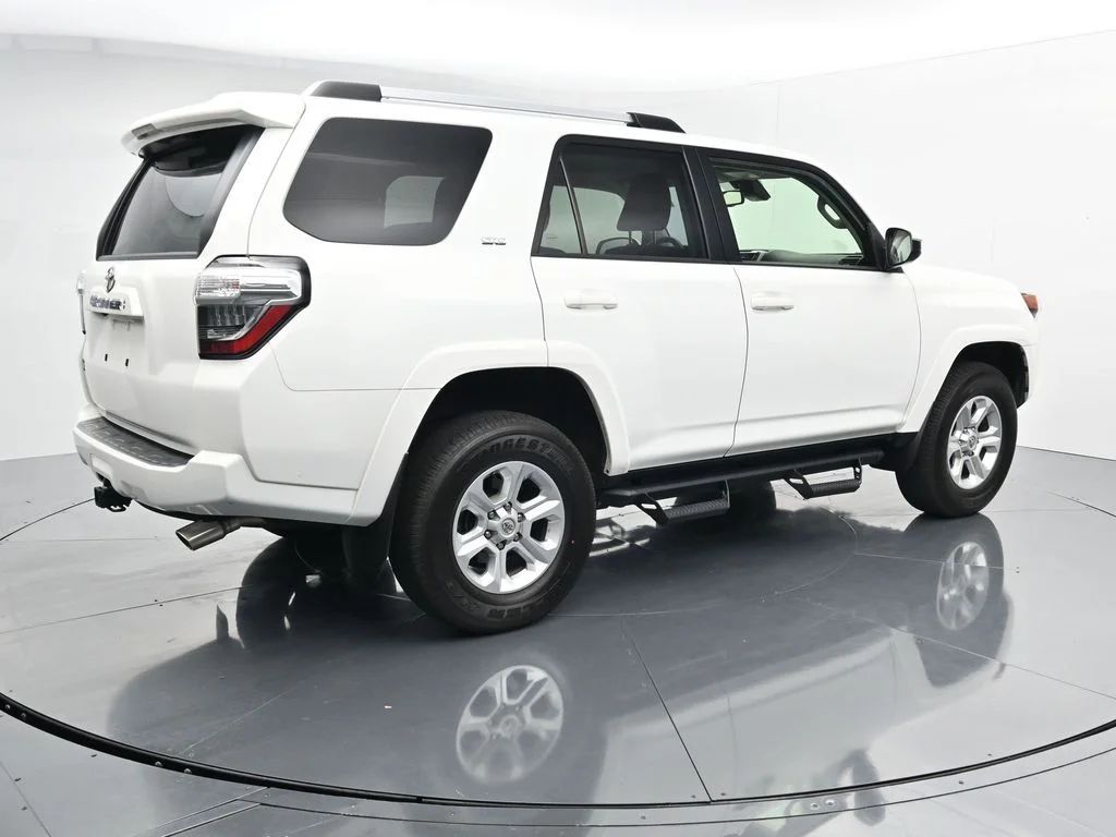 Used 2023 White Toyota SR5 image 8