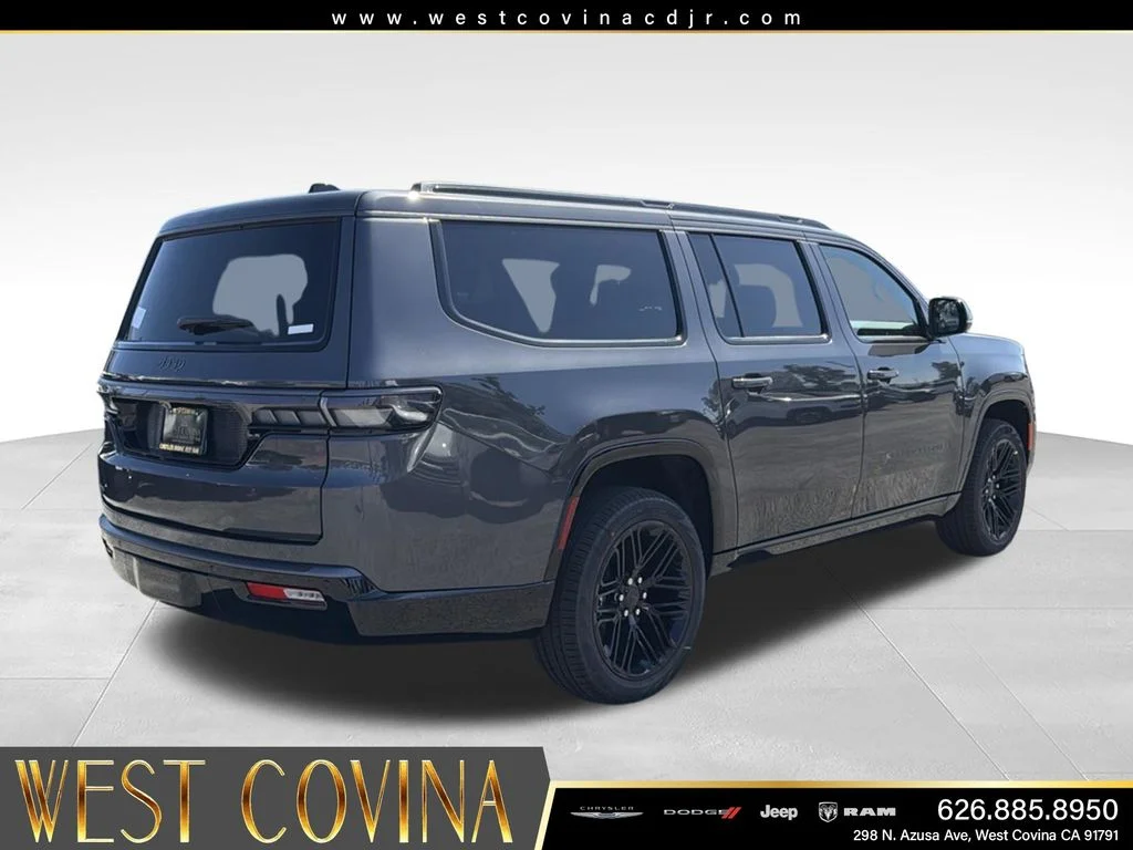 New 2026 Baltic-Gray Metallic Clear-Coat Exterior Paint Jeep Limited Reserve image 7