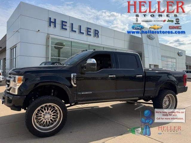 Used 2022 Agate Black Metallic Ford Platinum image 1