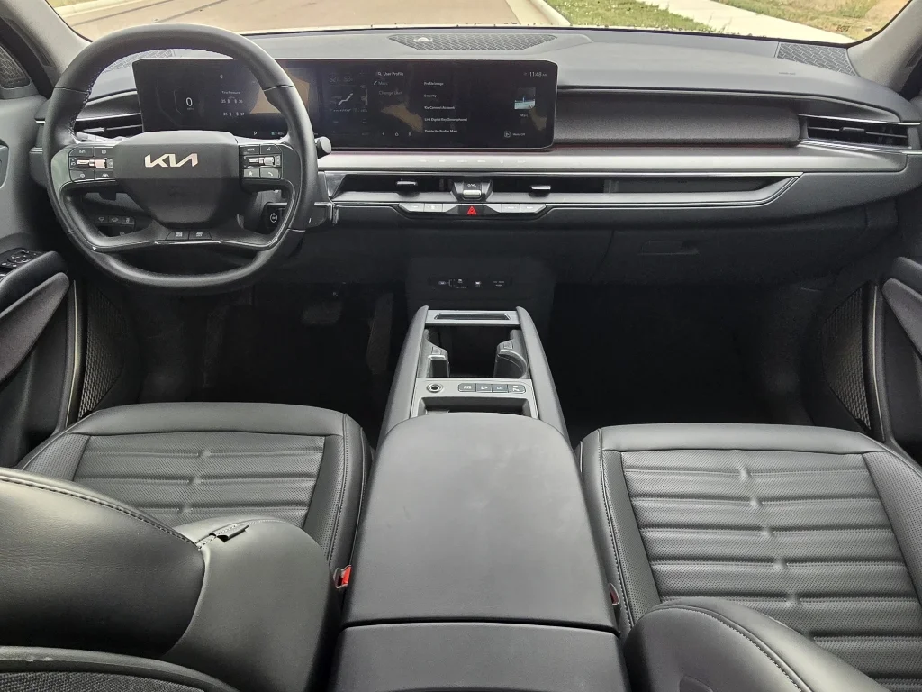 Used 2024 Ivory Silver Matte Kia Land image 25