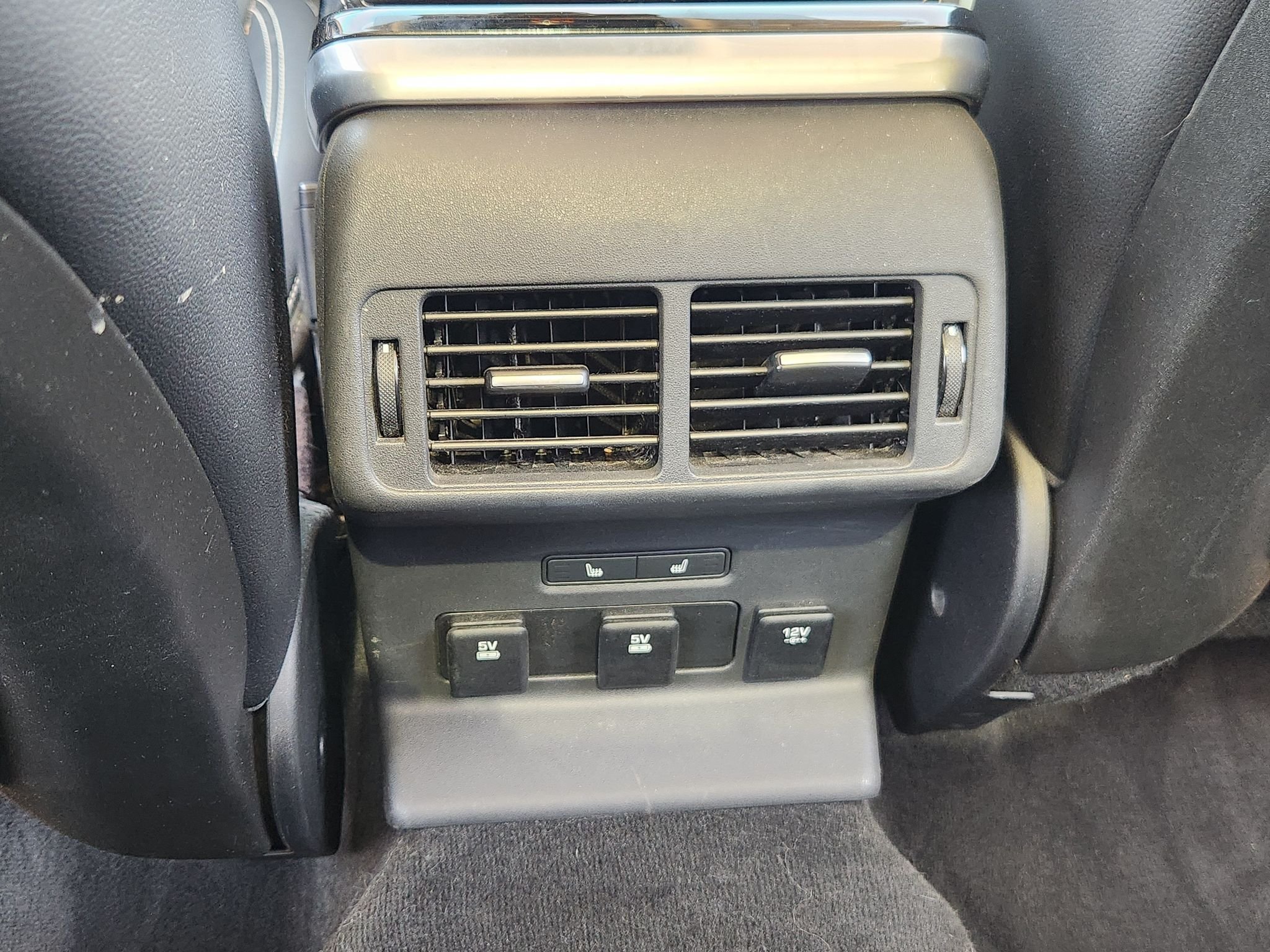 Used 2018 Fuji White Land Rover S image 31