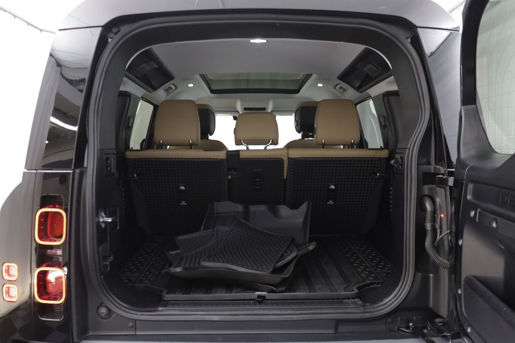 Certified Used 2025 Black Land Rover S image 18